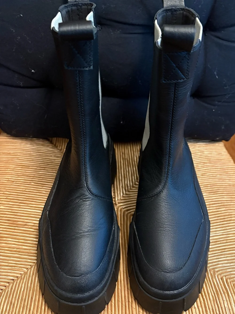 Puma Mayze Stack Chelsea Boot Black Egret Women's Size 7 386272-03